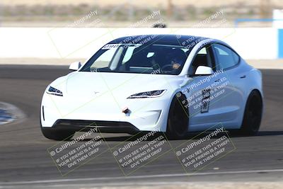 media/Nov-08-2025-Speed Ventures (Sat) [[1c7a6332f5]]/TC A/Session 3 (Turn 3)/